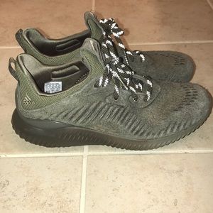 Adidas Bounce Sneakers